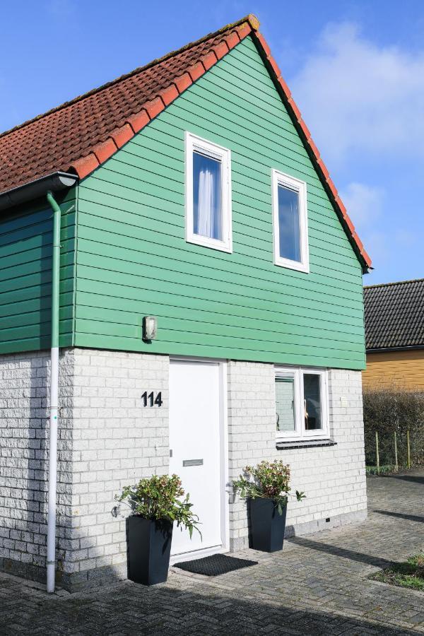 Vakantiewoning 114 In Villapark De Oesterbaai Wemeldinge Exterior photo